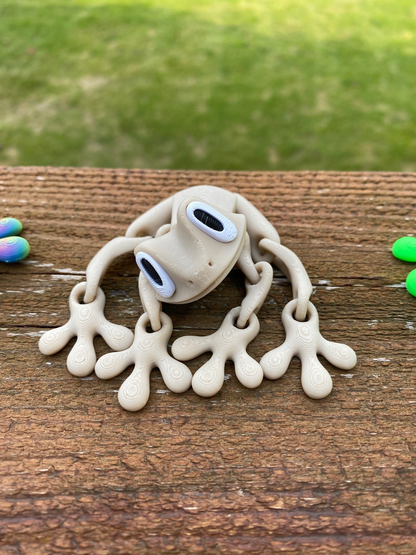 Articulated Tree Frog Fridge Magnets 3D Printed
