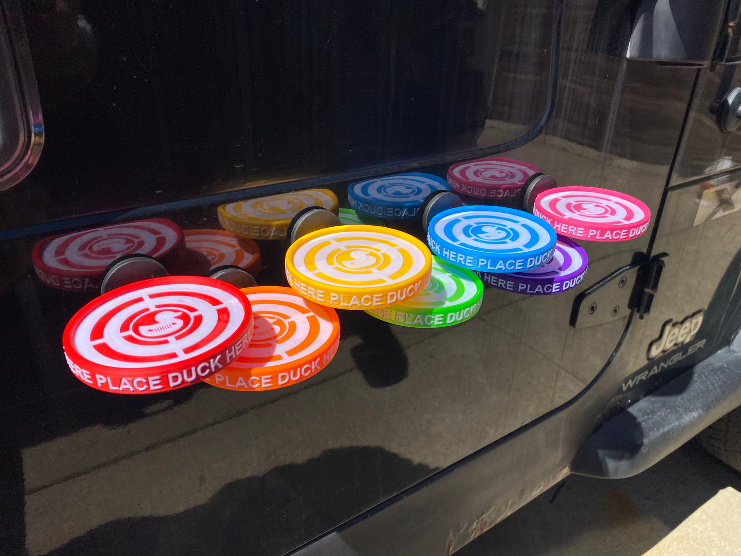 Magnetic Duck Landing Pad for Jeep