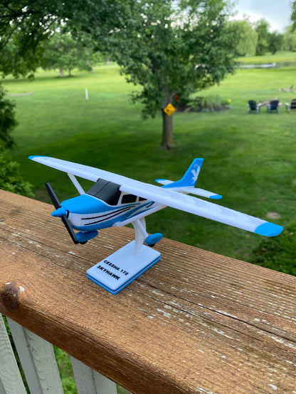 Cessna 172 Skyhawk Model Plane