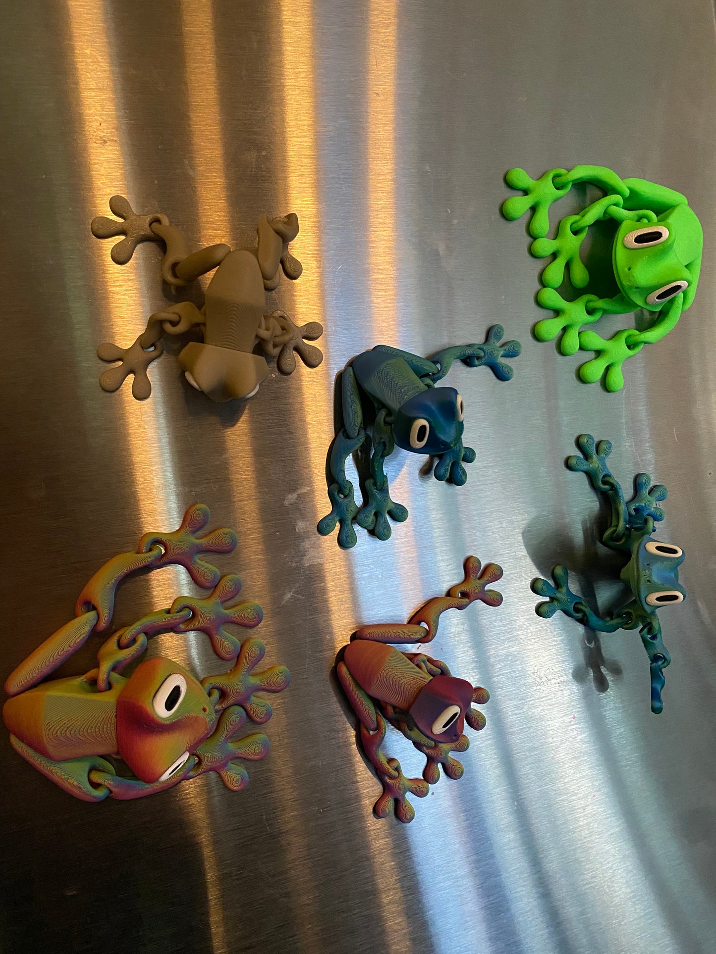 Articulated Tree Frog Fridge Magnets 3D Printed