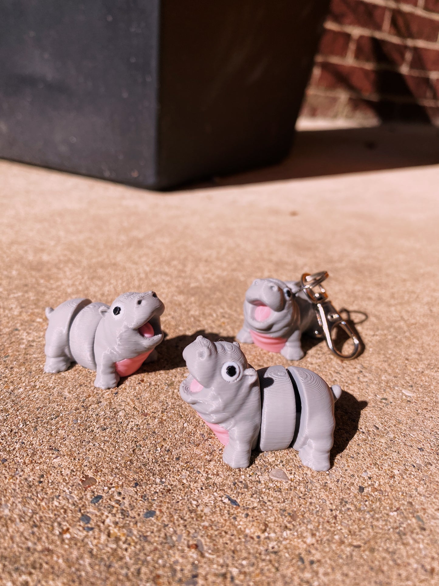 MOO DENG Baby Hippo Cute Knee Biting Hippopotamus 3D Printed Articulated Fidget Toys and Keychains