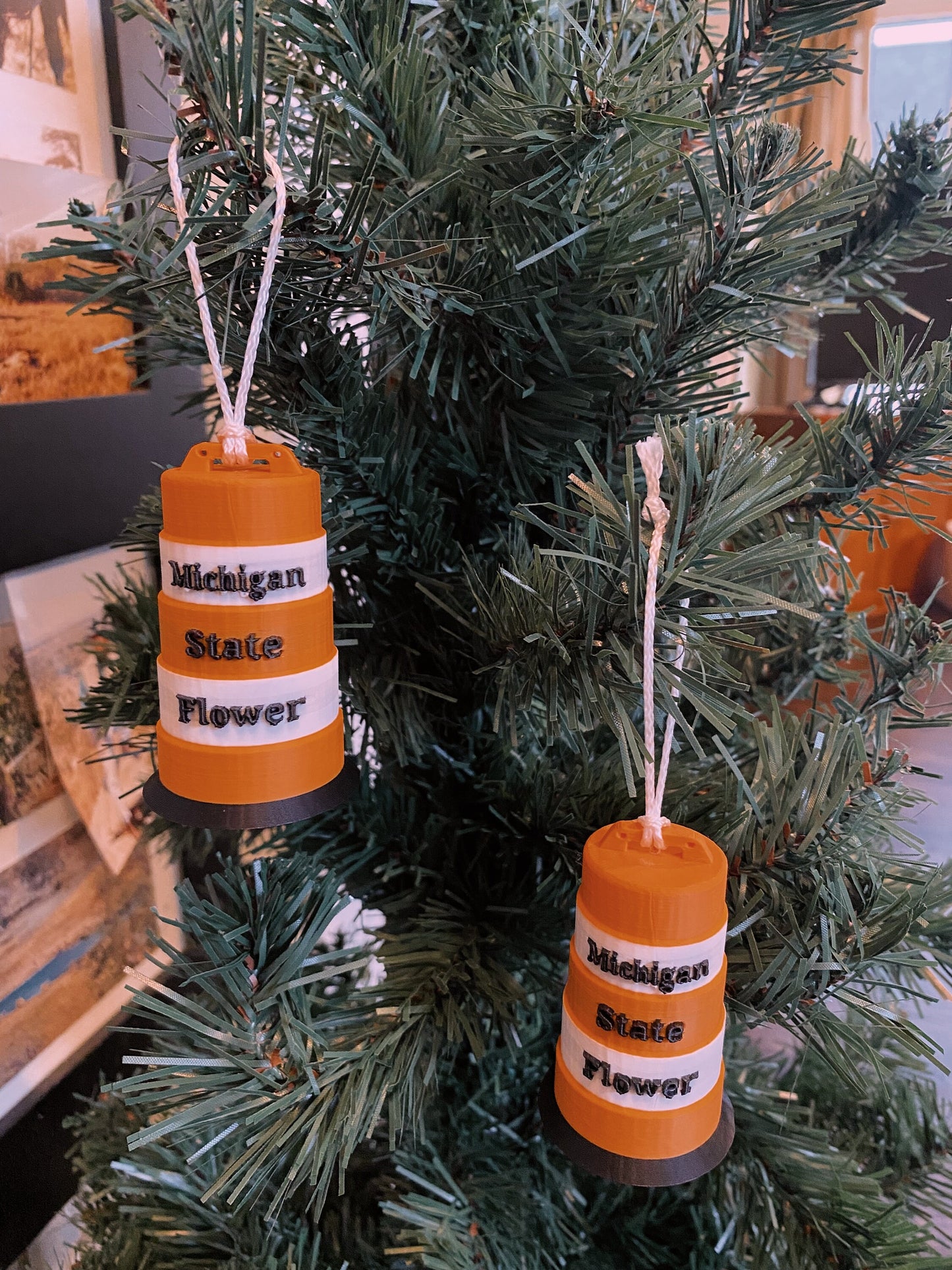 Michigan State Flower Traffic Construction Cone Barrel Drum Desk Shelf Christmas Tree Ornament