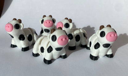 3D Printed Articulated Fidget Cows And Strawberry Cows